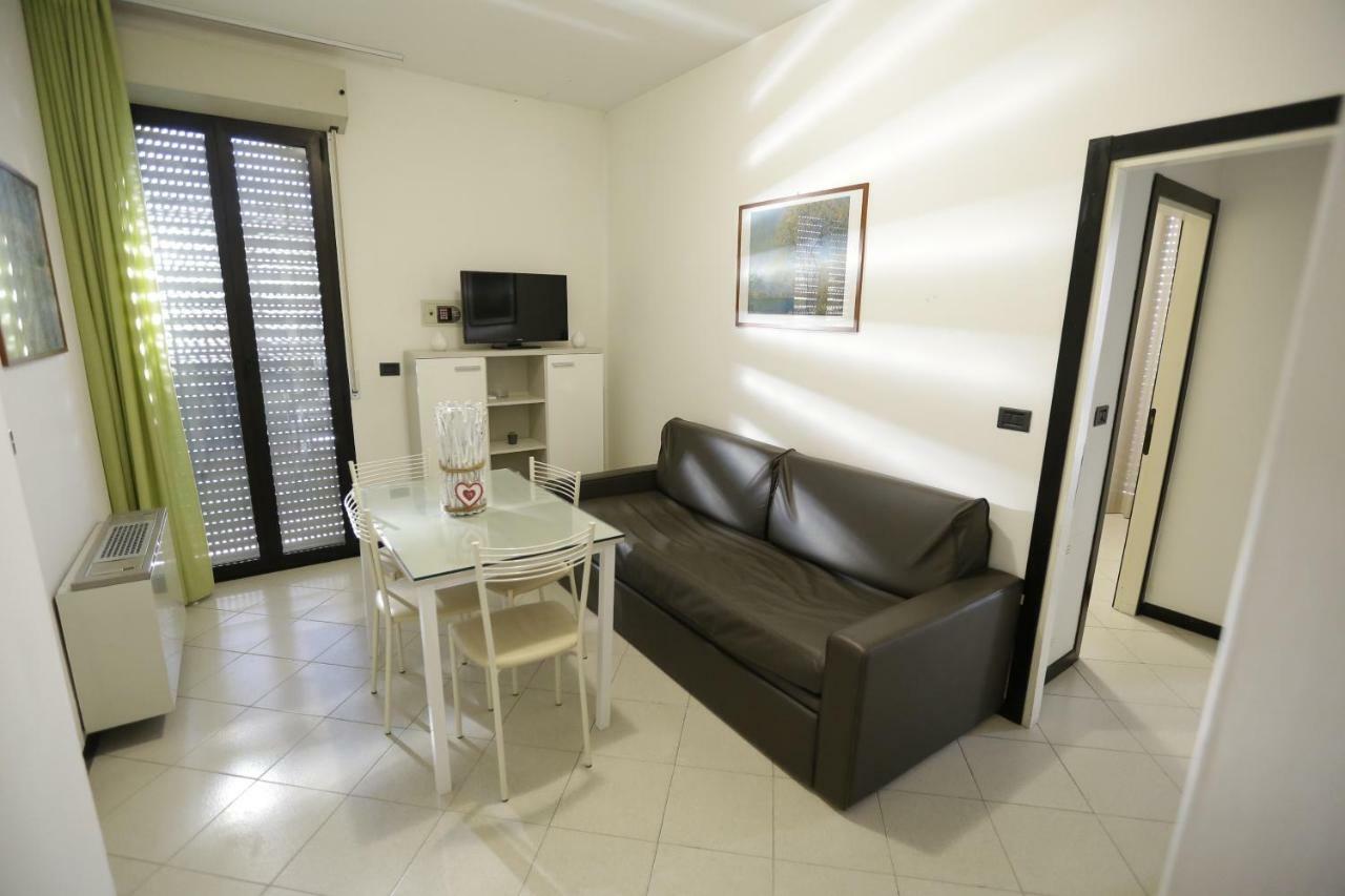 רימיני Residenza Sol Holiday מראה חיצוני תמונה
